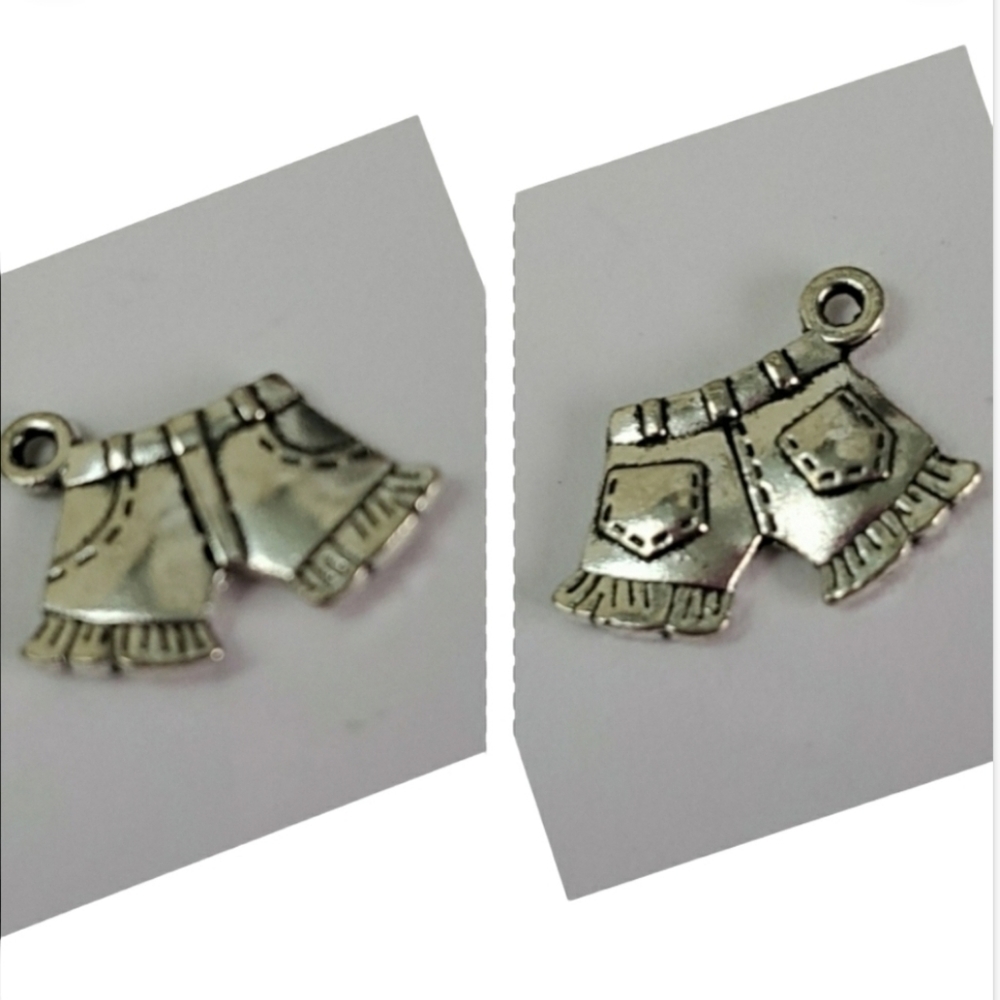 Set of 10 Shorts Pants Silver Charms *